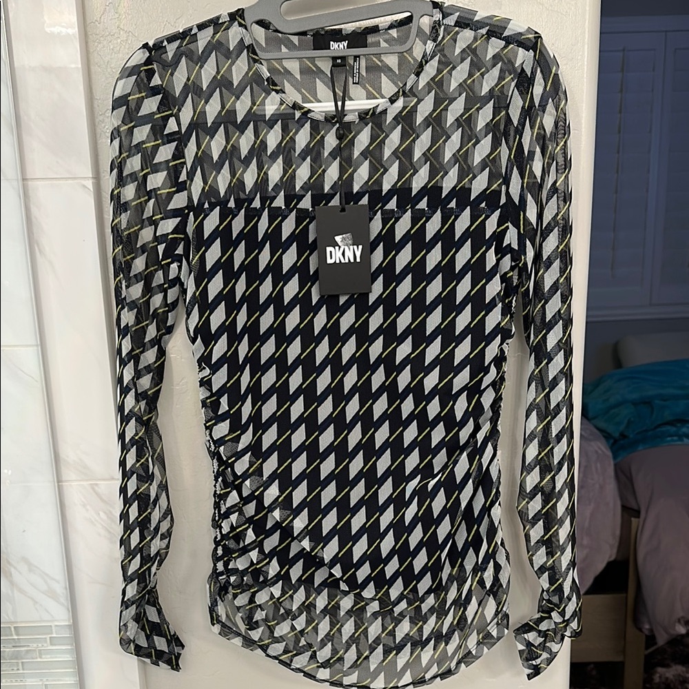 DKNY Black ,white and yellow Geometric Women's Top nwt